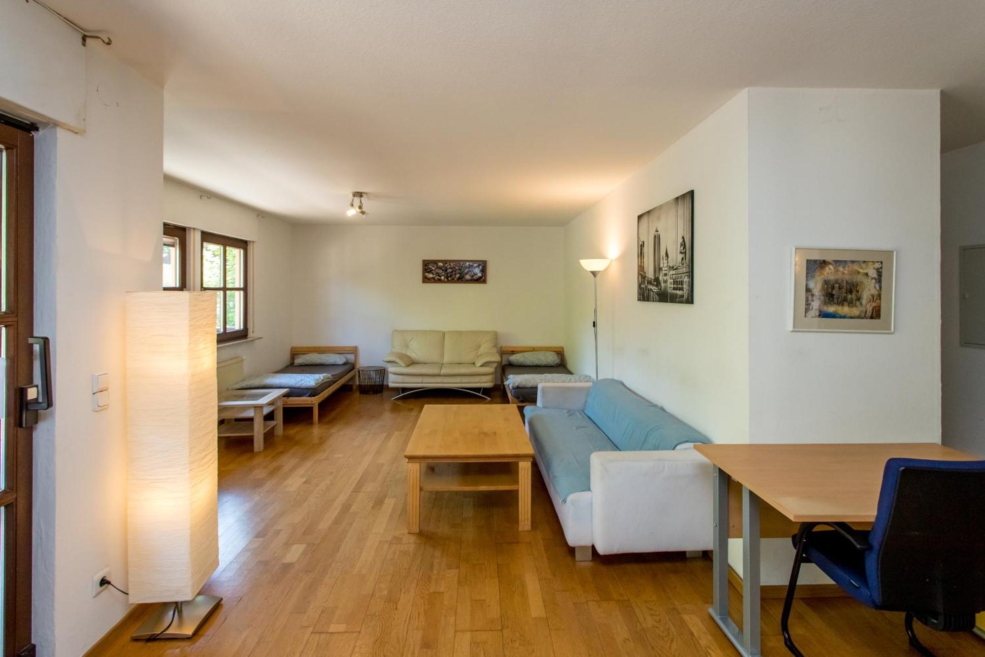 Ferienwohnung Mit 123Qm Fuer 8 Personen Mit Sehr Grossem Garten, Einfache Innen-Ausstattung Lipsk Zewnętrze zdjęcie