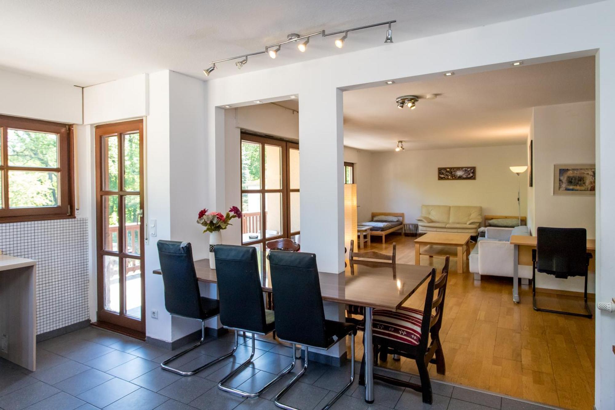 Ferienwohnung Mit 123Qm Fuer 8 Personen Mit Sehr Grossem Garten, Einfache Innen-Ausstattung Lipsk Zewnętrze zdjęcie
