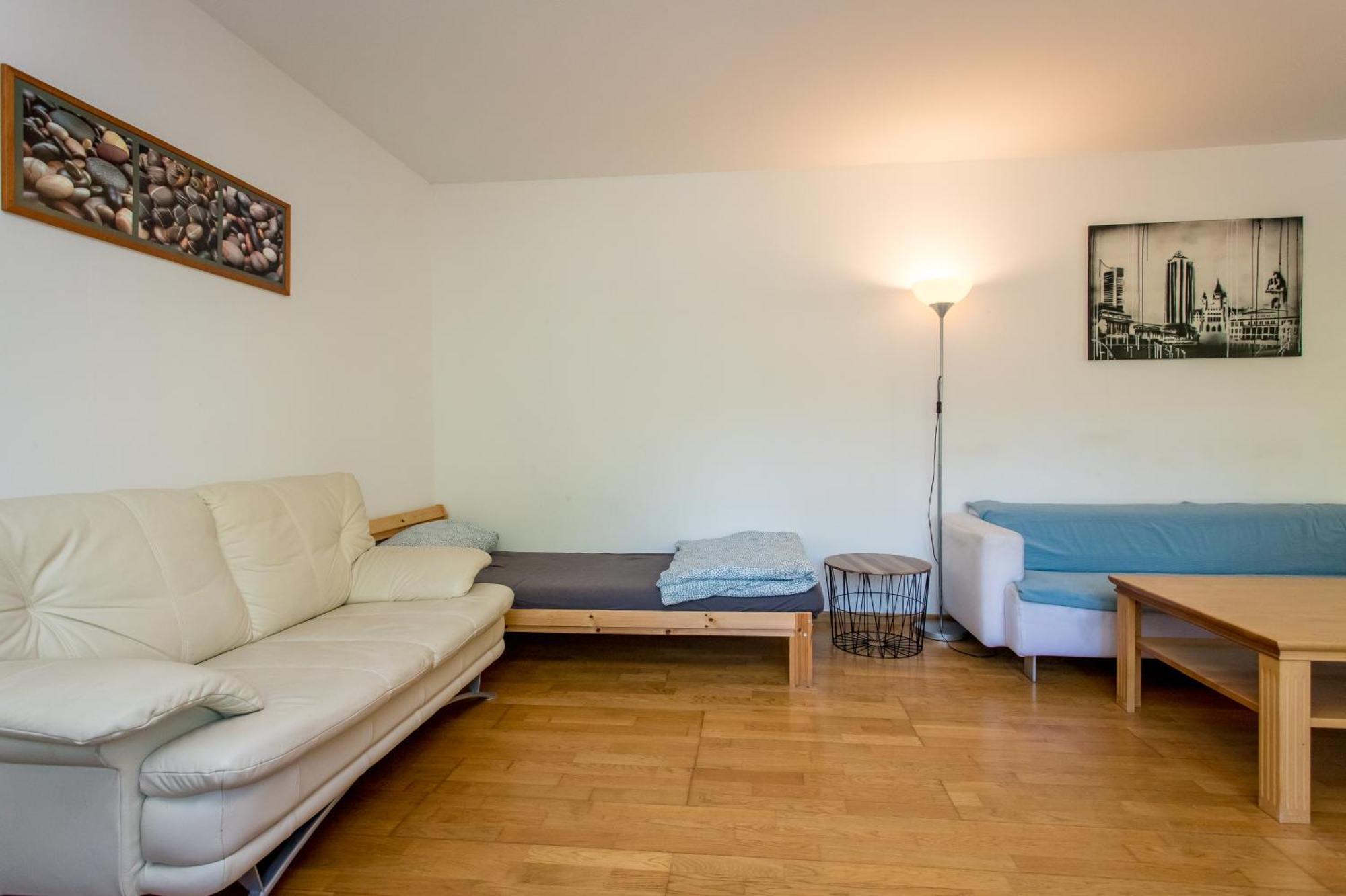 Ferienwohnung Mit 123Qm Fuer 8 Personen Mit Sehr Grossem Garten, Einfache Innen-Ausstattung Lipsk Zewnętrze zdjęcie